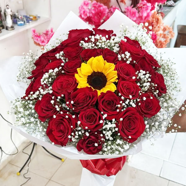Arranjos e Buquês Exclusivos com girassóis pra decorar e opções de rosas